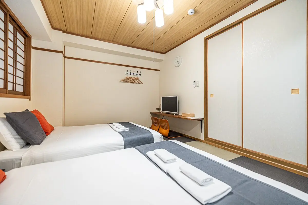 @home 堺筋本町 10