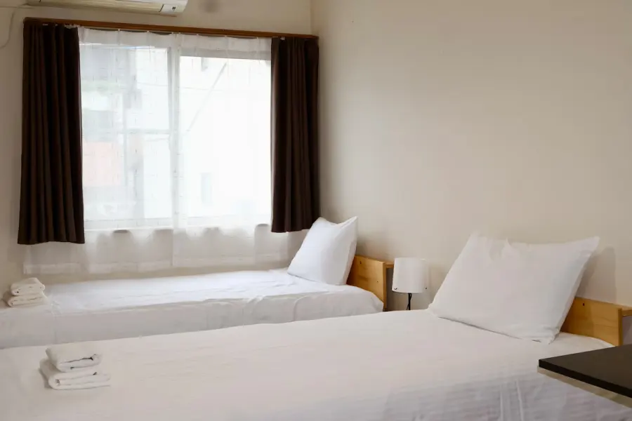 최대 3 명