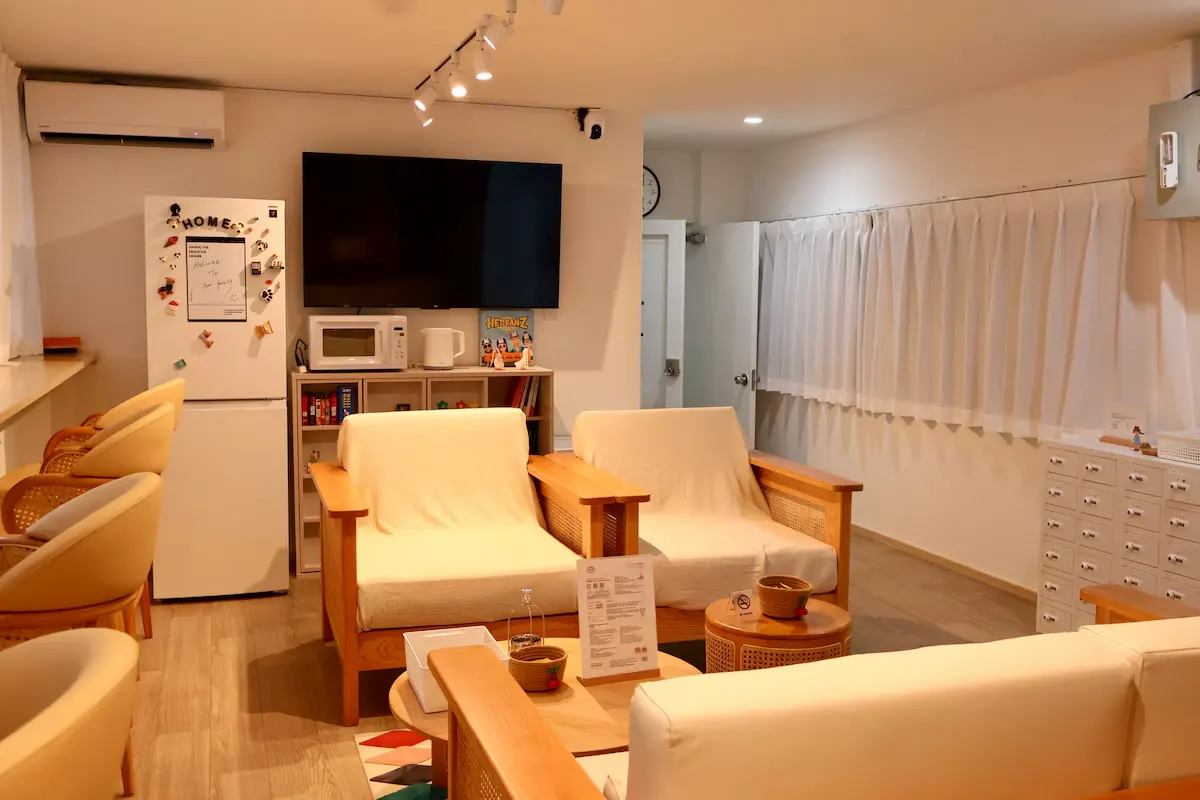 Cozy Retreat 10