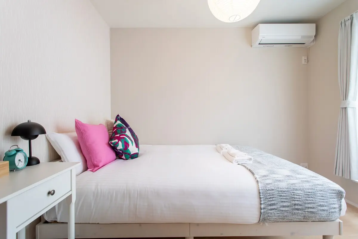 Sunflower Sonder Stay 23